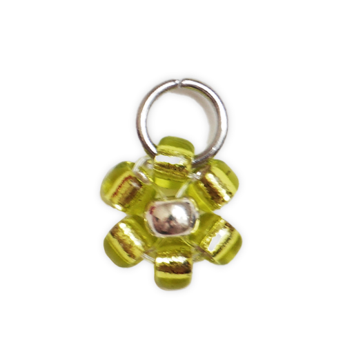 Fleur perles vertes