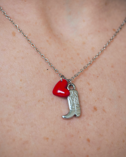 Collier botte et coeur argenté