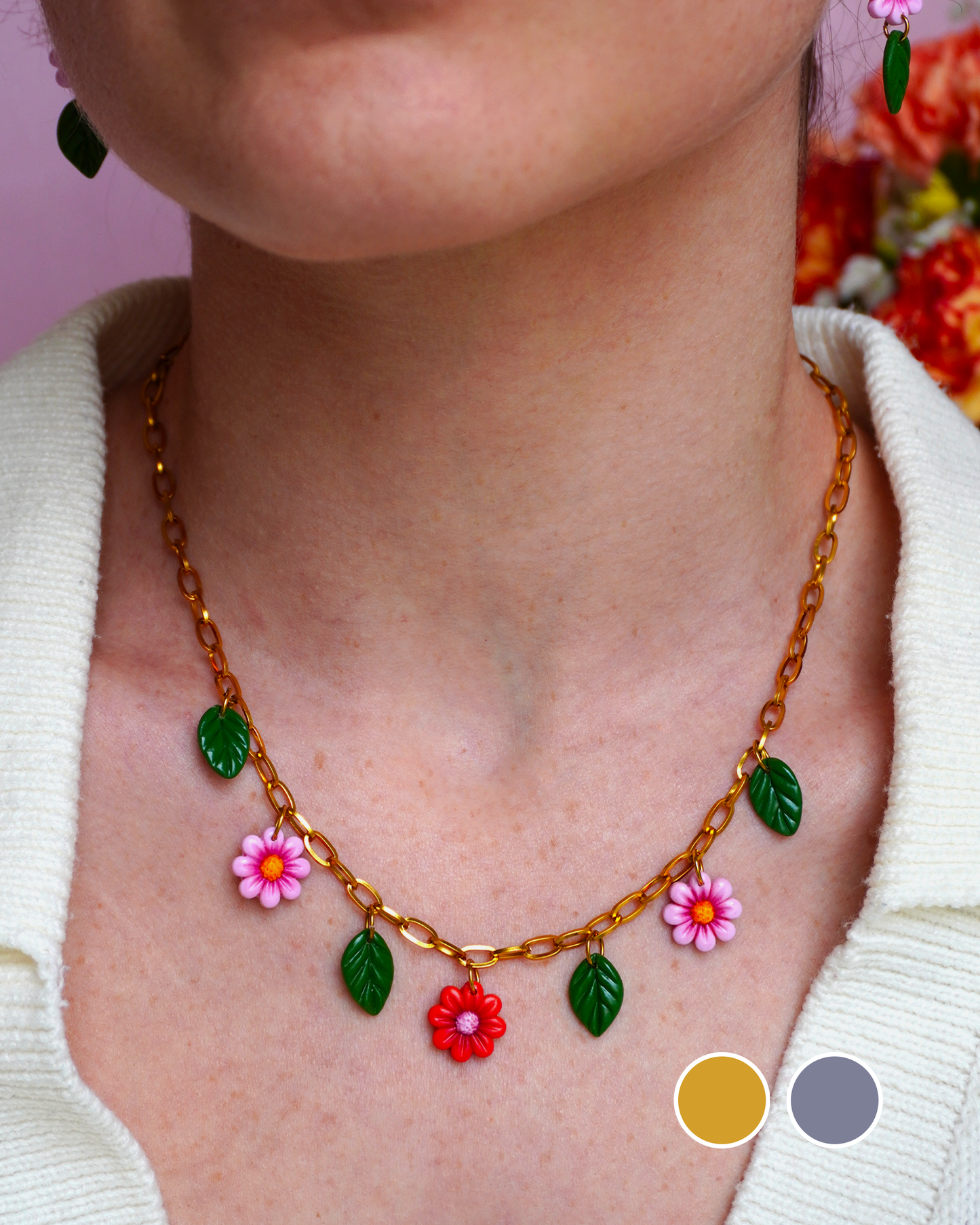 Collier fleurs et feuilles